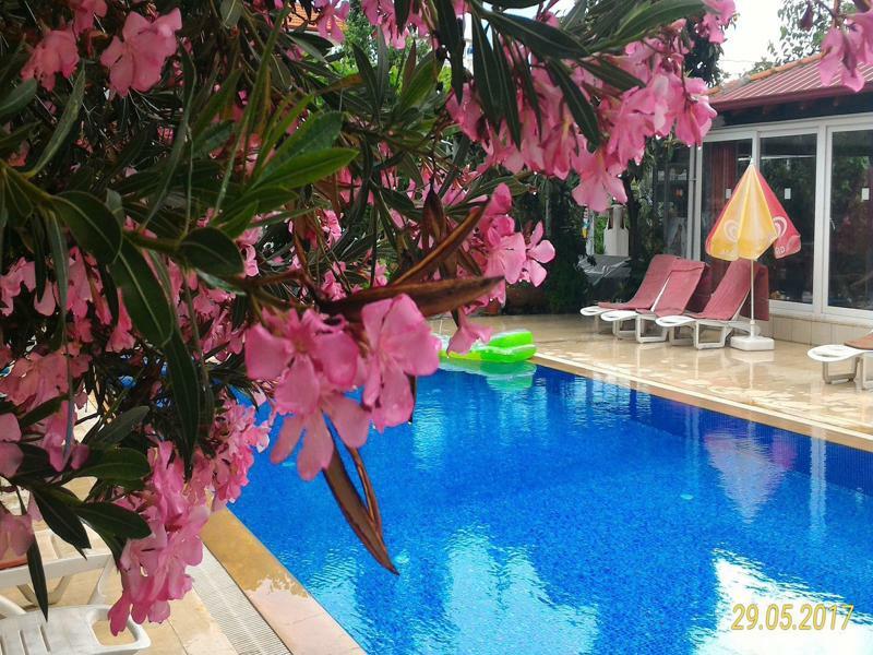 Cc'S Butik Hotel Олудениз Екстериор снимка